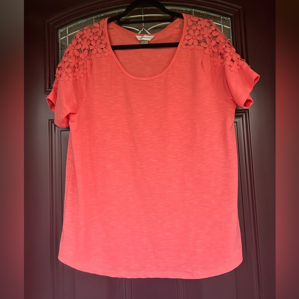 Women’s Christopher and Banks Tee!